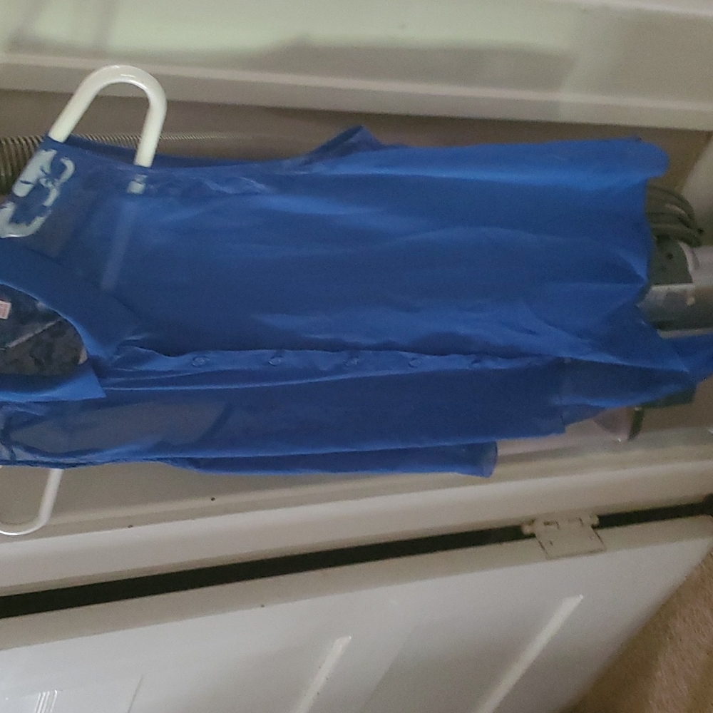 Shirt - Picture 1 of 5